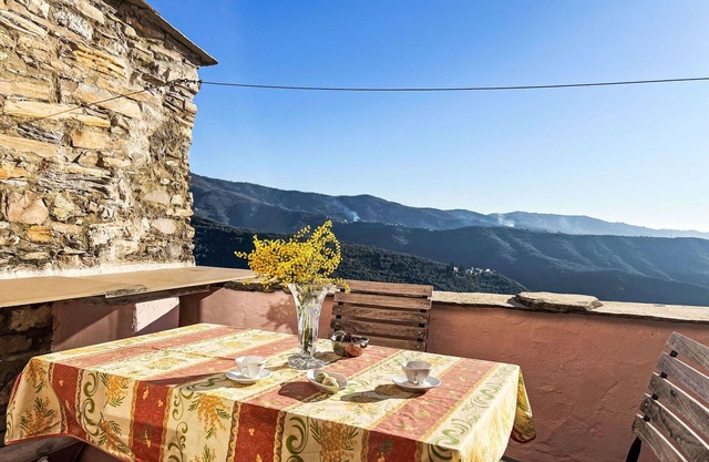 Stunning villa for 4 people with WIFI, terrace and panoramic view