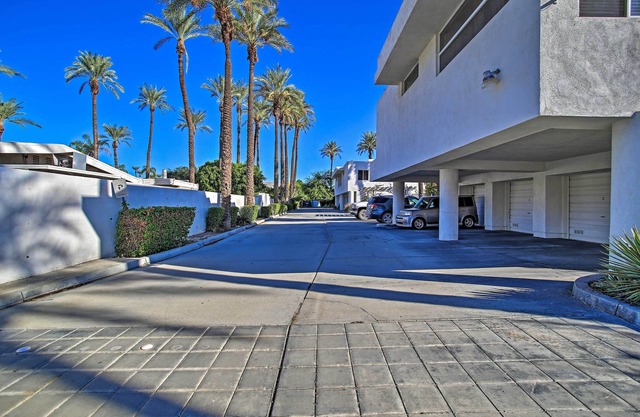 Stylish upstairs villa overlooking the pool