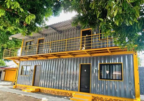 Suíte Luxo contêiner no Caçari