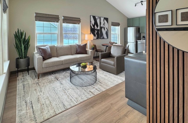 Suite 17 - Quarter 54