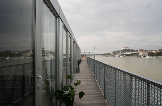 Sundeck botel
