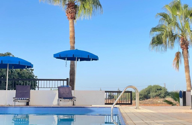 Sunset Pearl Holiday Villa