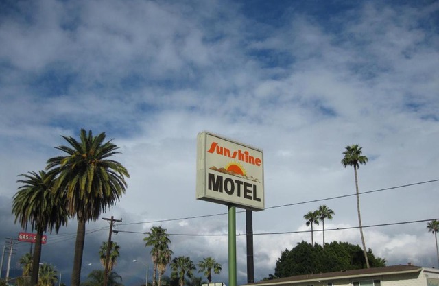 Sunshine Motel