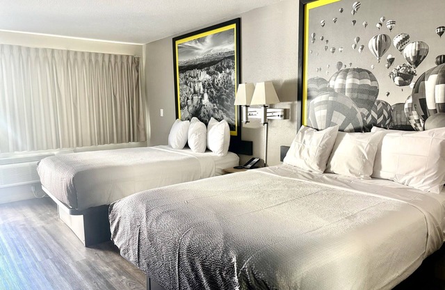 Super 8 by Wyndham Albuquerque Downtown