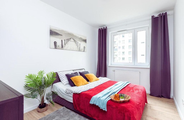 SuperApart Habicha apt74 - Ursus z balkonem