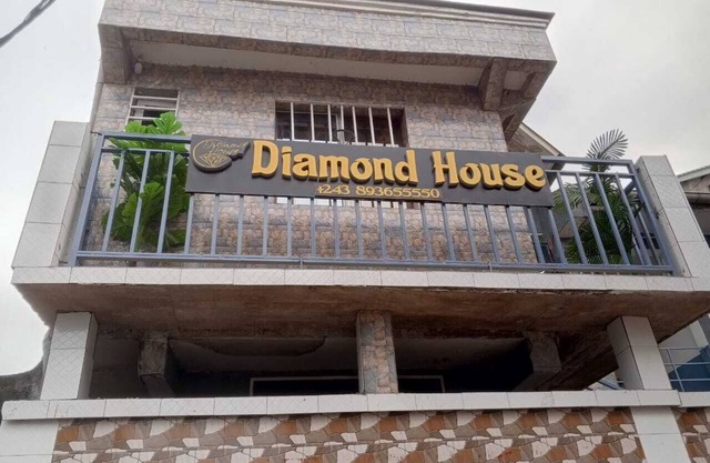 Superbe Chambre/Modern Room