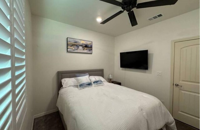 Sweet & Cozy Stay 2-bedroom studio with AC, WiFi in amazing Jurupa Valley