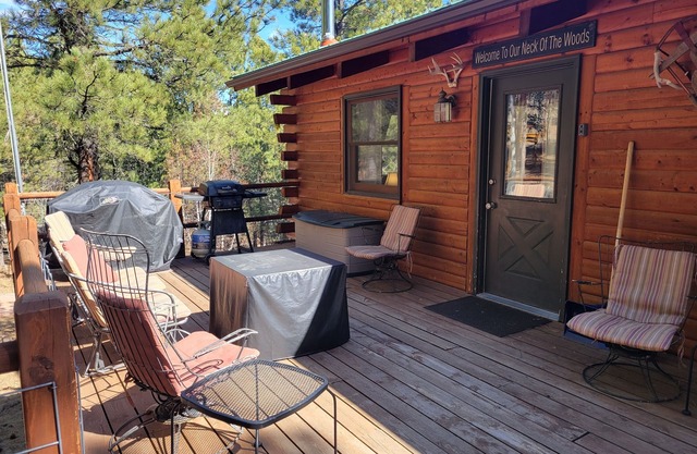 Swiss Drive Cabin 5 miles to Lake Pactola! Access ATV trails from the home!
