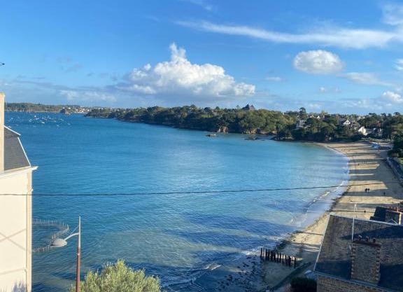 T2 - T3 Vue exceptionnelle - Centre ville de Dinard