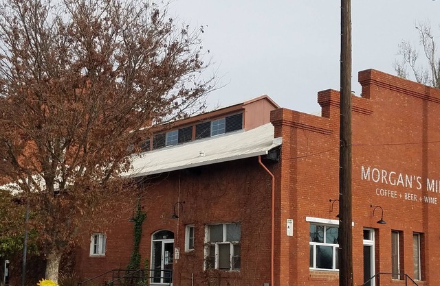 Take it easy at this unique and tranquil getaway.