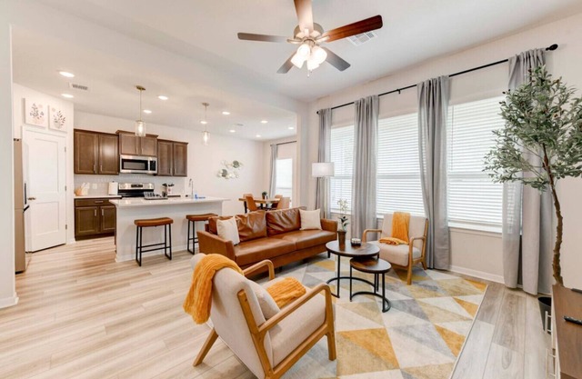 temp： Retreat in Troy with 5 Beds