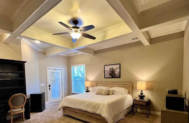 "The Andalusian Manor" Private Luxury Suite