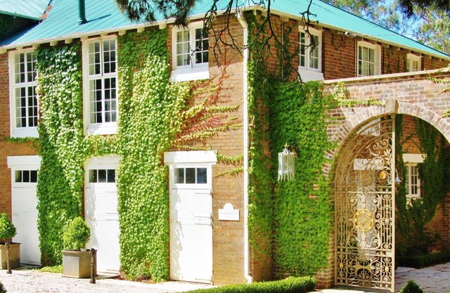 The Carriage House - ask for a discount for 4 or more days