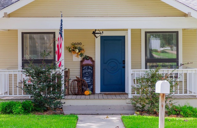 The Church House – Historic Brenham Retreat