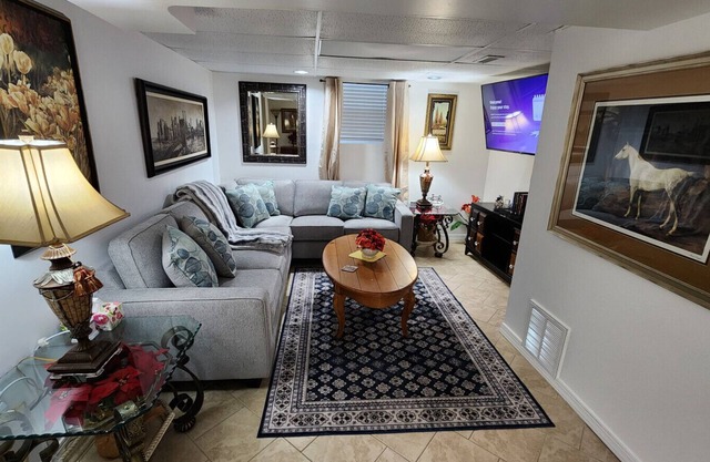 The Cozy Nook Apartment All To Yourself