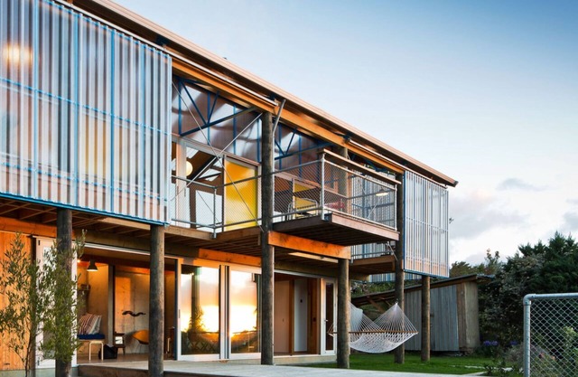 'The Dogbox' Architectural home in Central Whanganui.