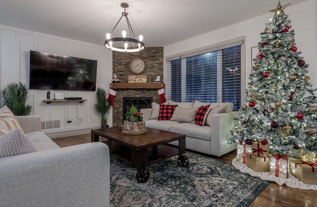 The Emerald near Lafontaine beach for family stays