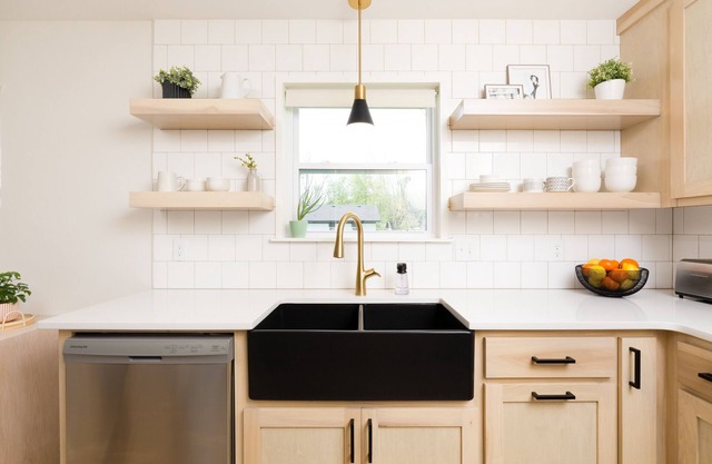 The Fika - Next to Lake Fayetteville Trail