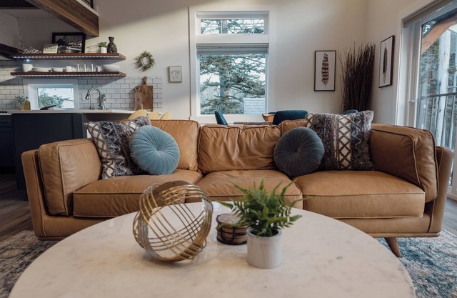 The Gateway Getaway-peaceful with epic views