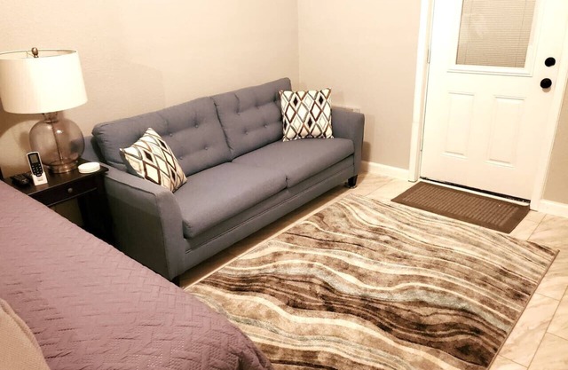 The Kingfish @ Cole's Lodge