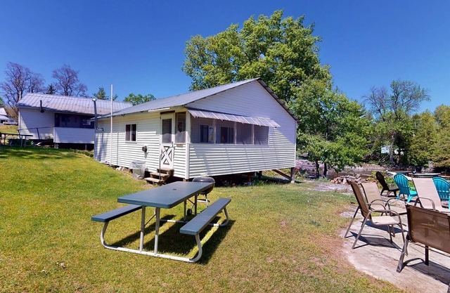 The Lakeview at Cedar Grove Camps