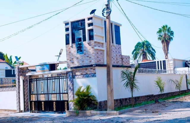 The Moon Geust House