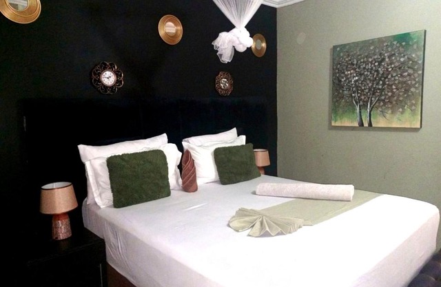 The New Mall Guesthouse