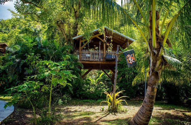 The Pirate's Trail (West Indies Cottage)