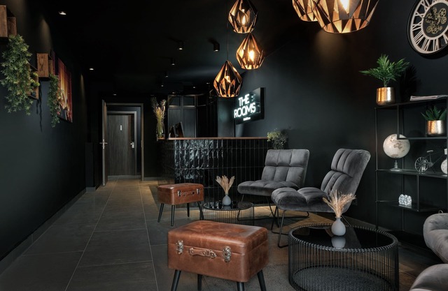 THE ROOMS - Hotel & House