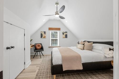 The Shire 255 C - The Slate Loft