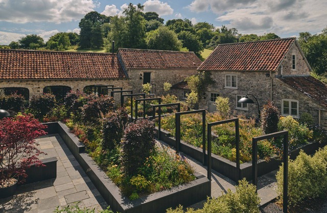 The Suite - Luxury Cottages