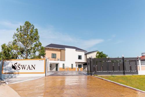 The Swan Pool Villa Hatyai เดอะสวอน พูลวิลล่าหาดใหญ่