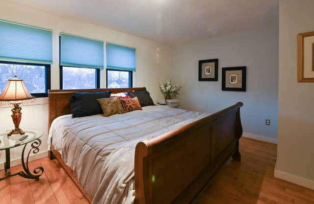 The Victorian Room At The Dundee Villa