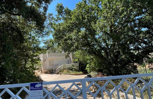 The Villa del Conte is the noble oasis of peace in the heart of Puglia.