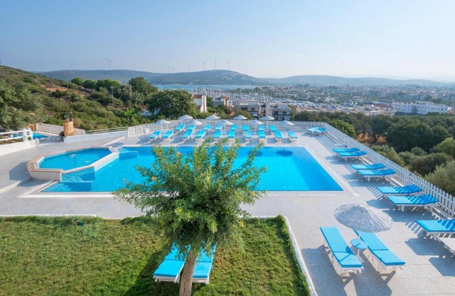 Thea Butik Hotel & Restaurant