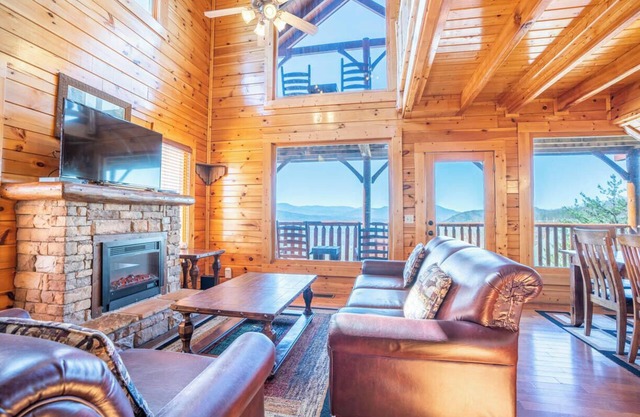 This cozy one-bedroom cabin offers rest and relaxation for up to eight guests