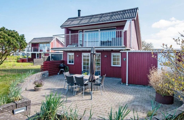 Three-Bedroom Holiday home in Hemmet 90