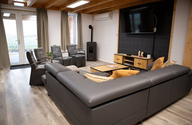 Tiny Home in Oirschot next to forest