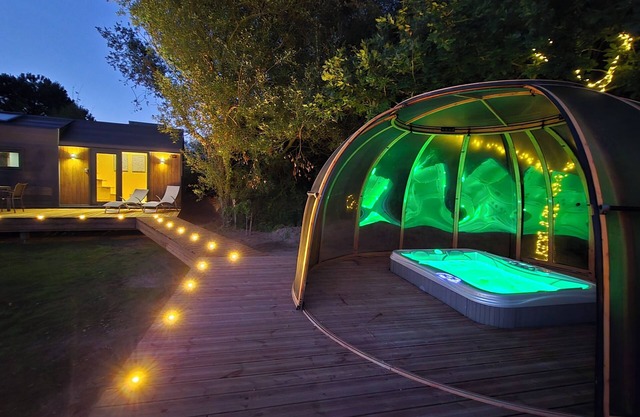 Tiny house Private Jacuzzi Dome