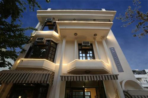 Townhouse 1212 M Stay