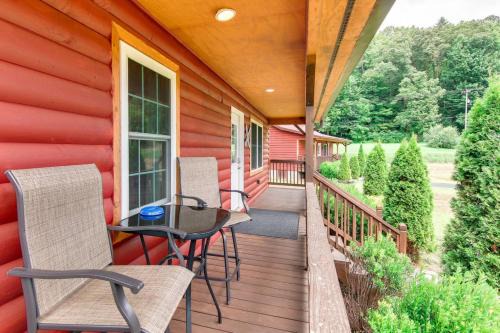 Train Rides, Trails and Casino Fun is Your Smoky Hub