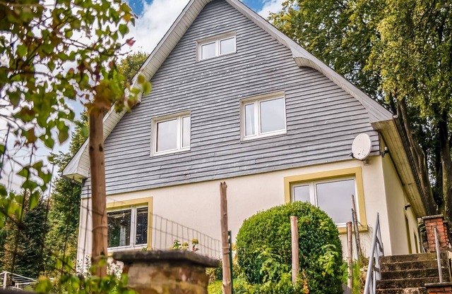 Tranquil Holiday Home with Private Garden