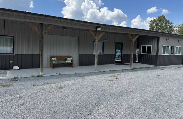 Traveler's Rest - A comfy waystation on your travels.