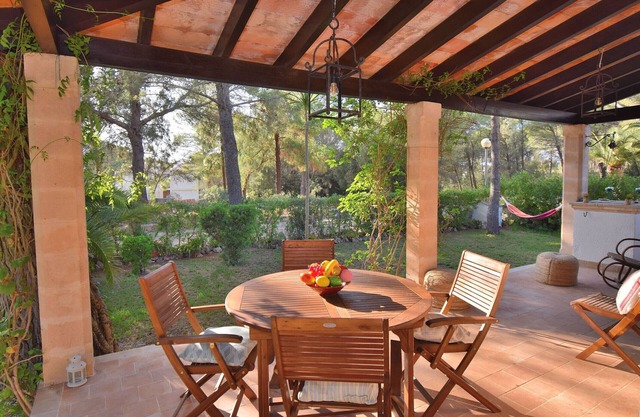 Trevol 020 fantastic house with large garden and terrace, barbecue, air-conditioning and WiFi