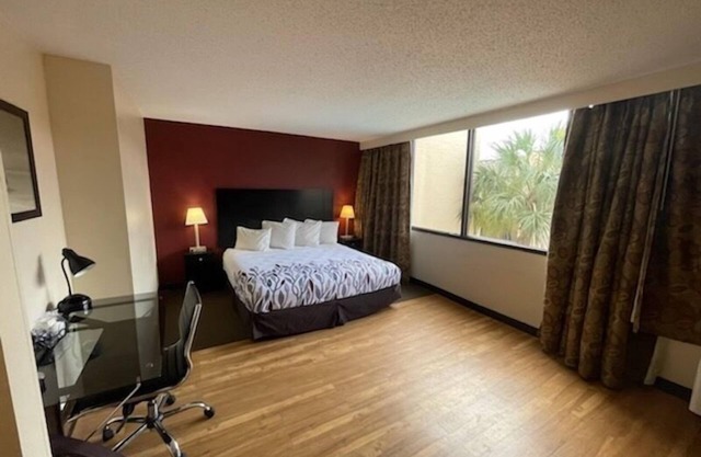Tropical Palms Hotel