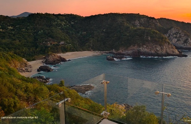 UNIQUE BEACH HOUSE CASA DI LUCA WITH STUNNING VIEW