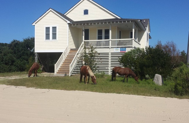 Unique Home In 4x4 Area Of Corolla where beaches are ranked #4 in America!