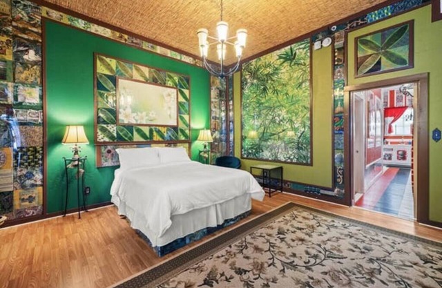 Unit 2 Whimsical 2-Bedroom Unit at River Ranch Inn