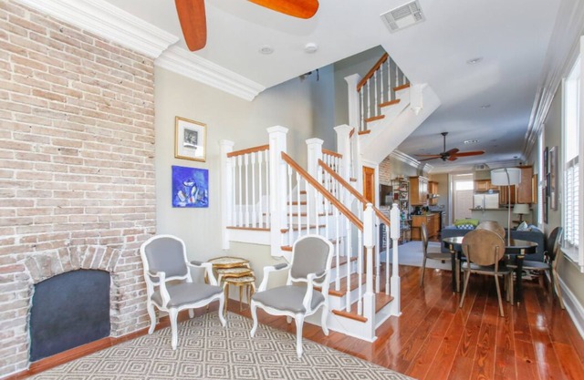 Uptown House near Universities, Audubon Park, Whole Foods, Restaurants, Shops