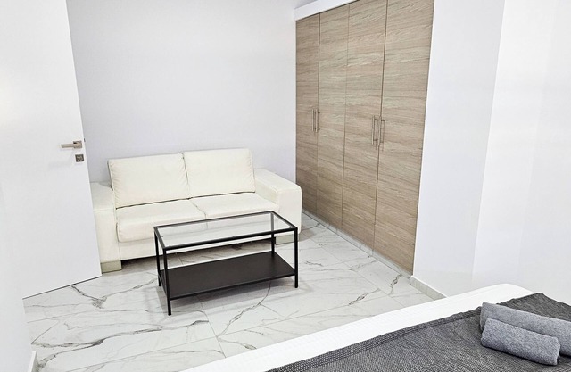 Urban Comfort Apartment
